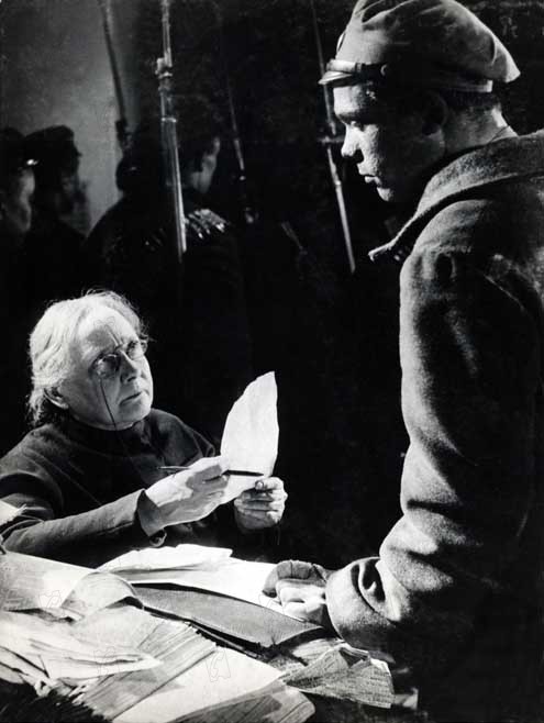 十月剧照的剧照