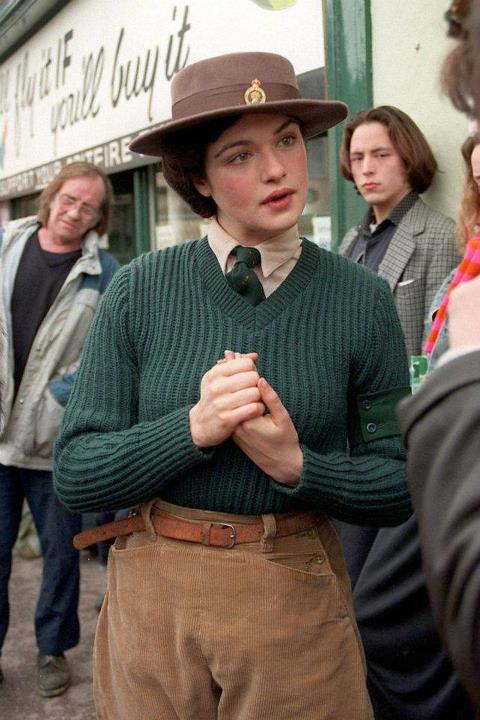 大地的女儿剧照的剧照