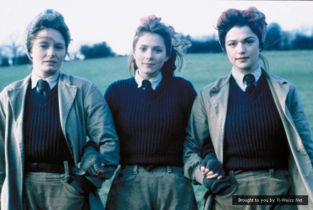 大地的女儿剧照的剧照