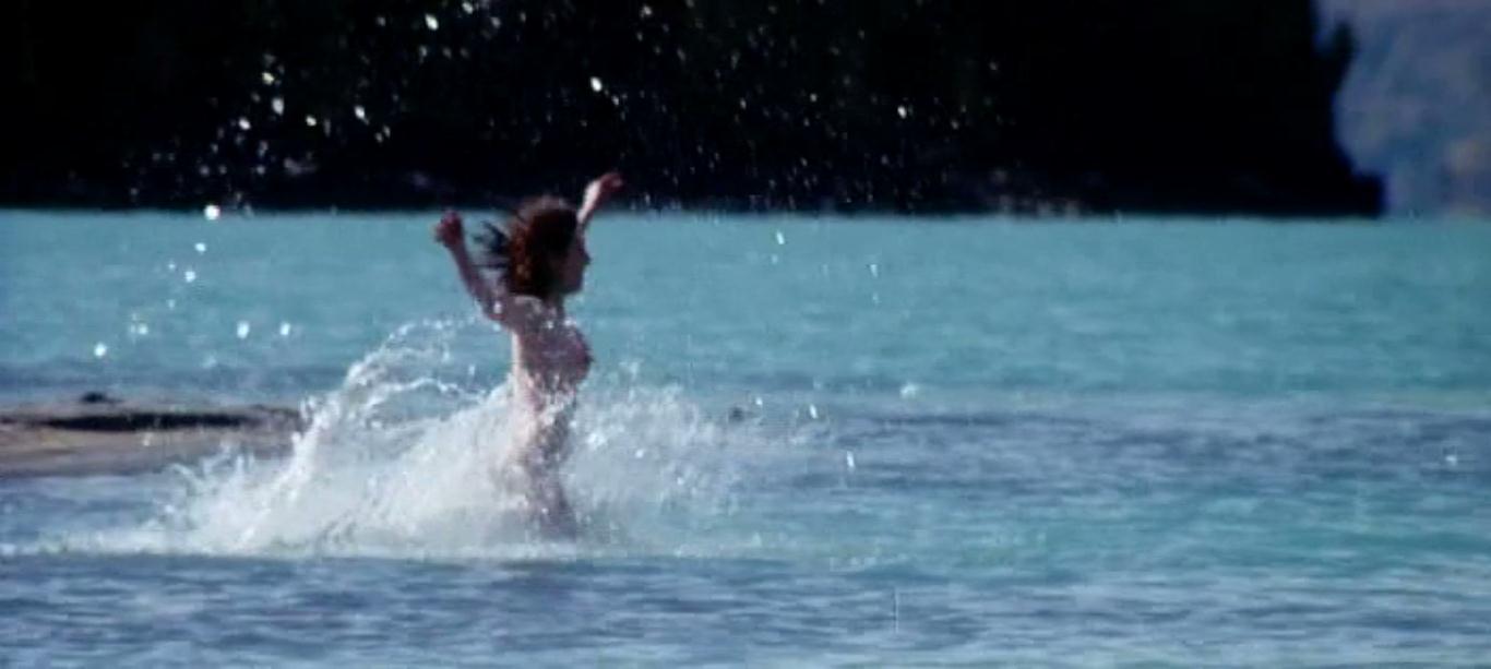 紫日剧照的剧照