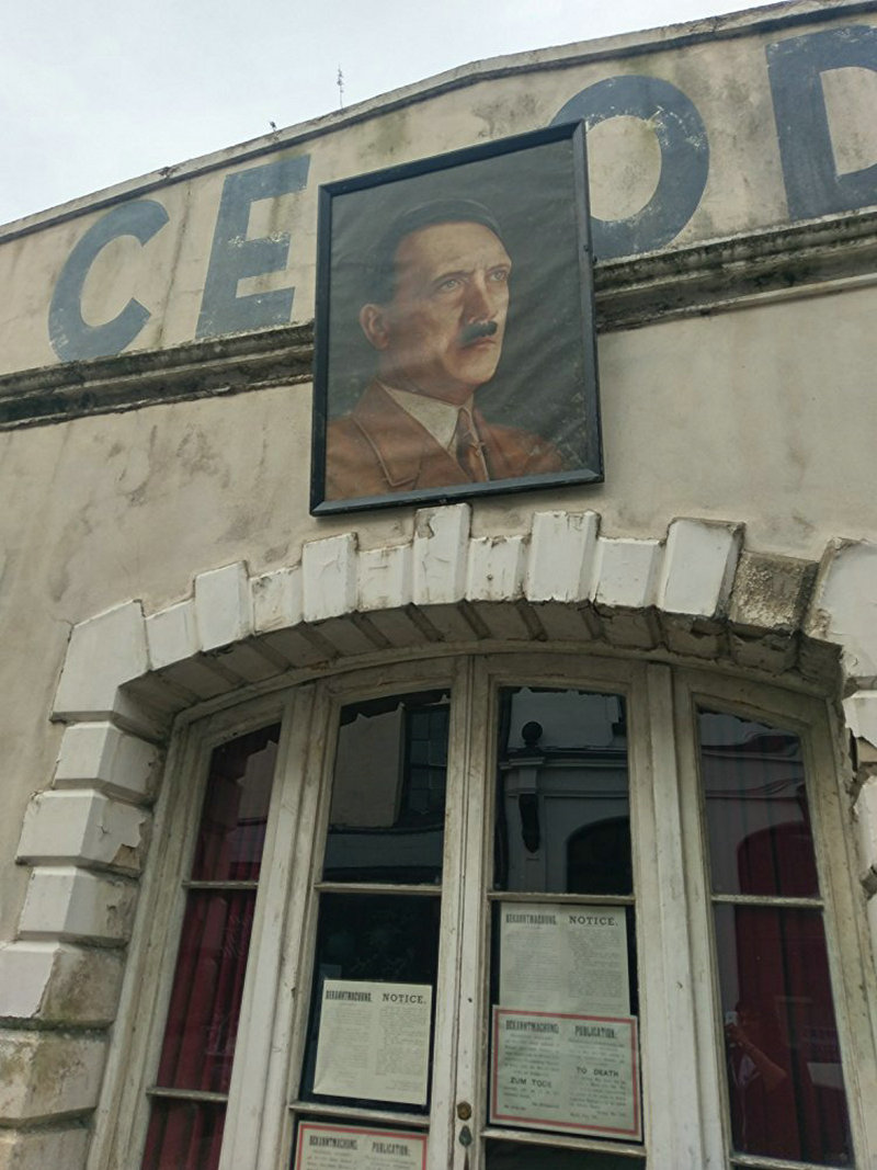 根西岛文学与土豆皮馅饼俱乐部剧照的剧照