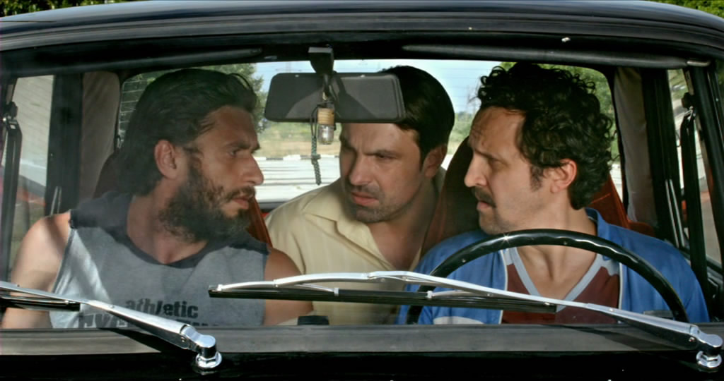 两张彩票剧照的剧照