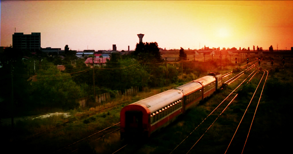 两张彩票剧照的剧照