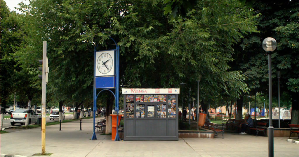 两张彩票剧照的剧照