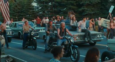 制造伍德斯托克音乐节剧照的剧照