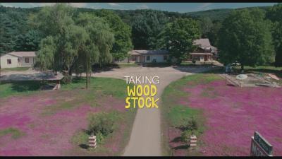 制造伍德斯托克音乐节剧照的剧照