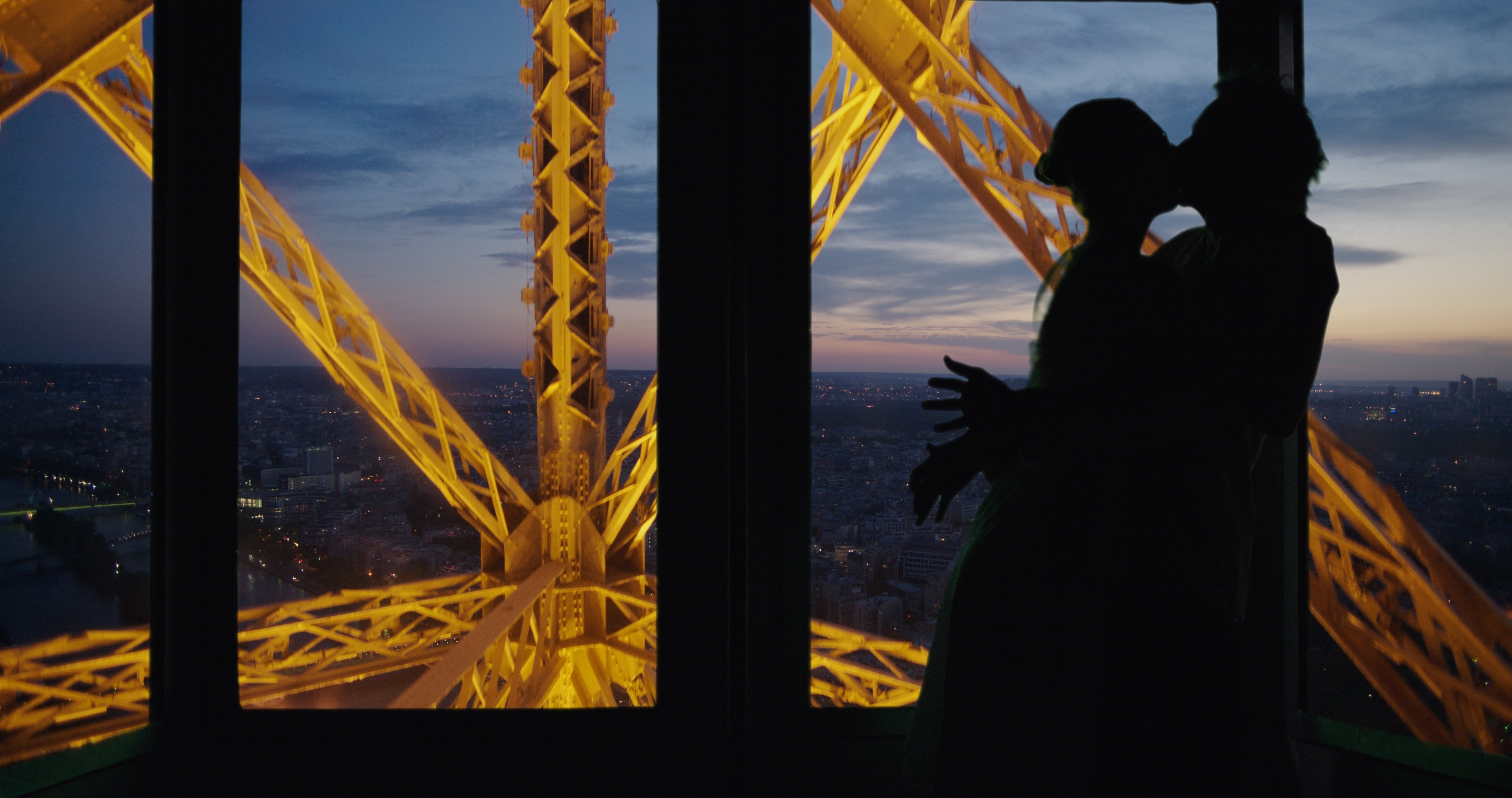 流浪巴黎剧照的剧照