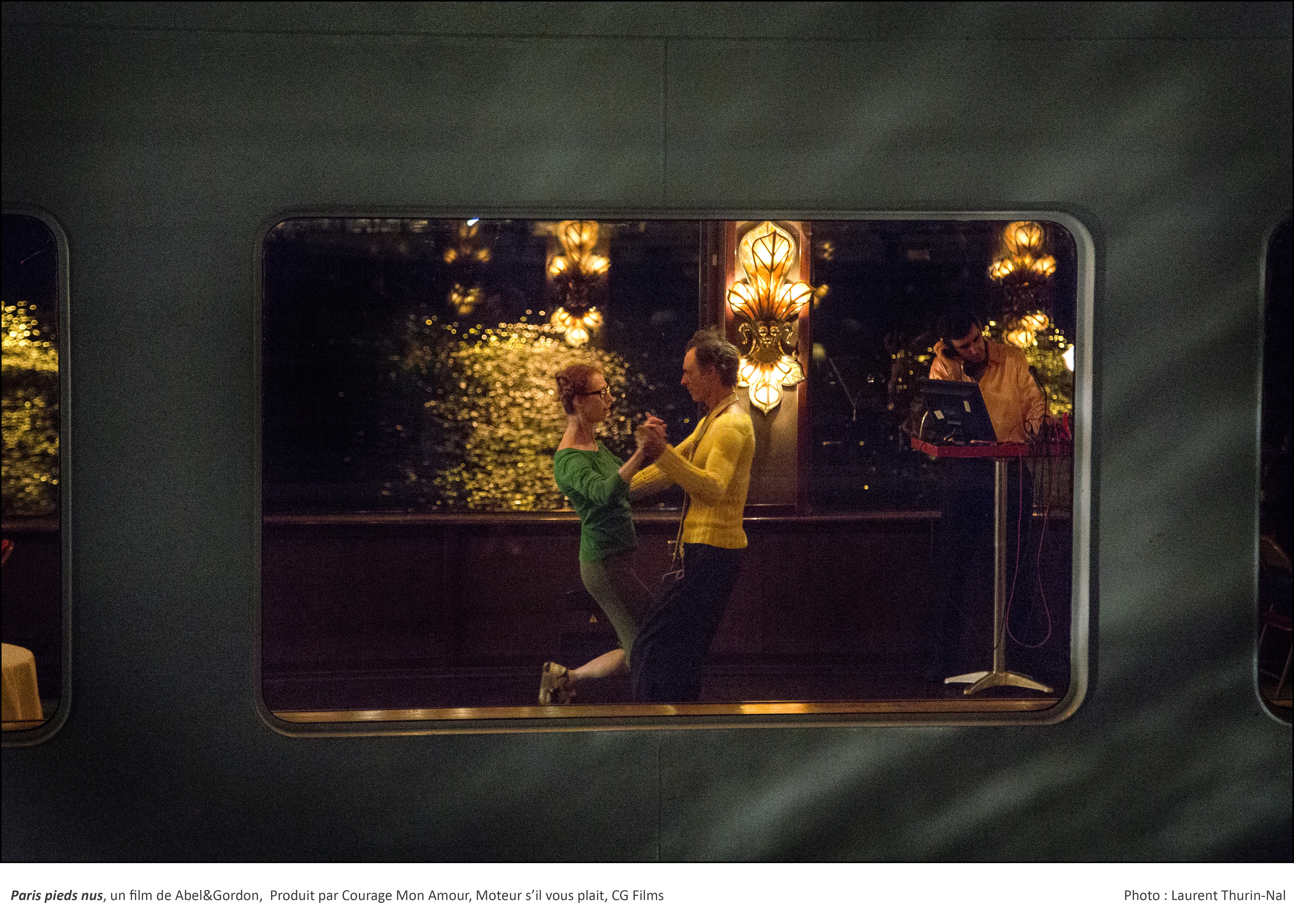 流浪巴黎剧照的剧照