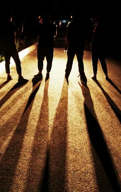 一路癫狂剧照的剧照