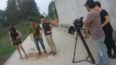 一路癫狂剧照的剧照