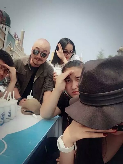 一路癫狂剧照的剧照