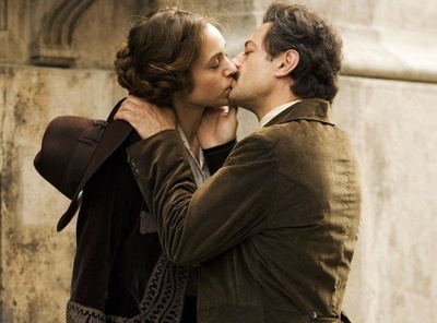 爱因斯坦与爱丁顿剧照的剧照