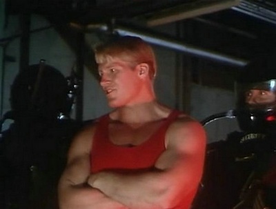 融掉低等生物3剧照的剧照