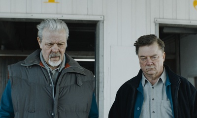 货架之间剧照的剧照