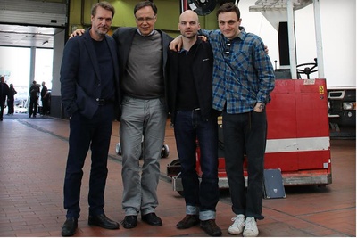 货架之间剧照的剧照