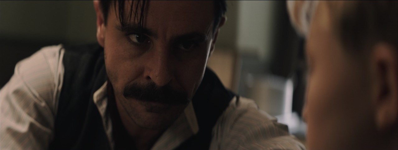 告诉蜜蜂剧照的剧照