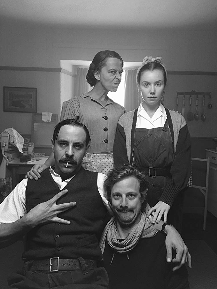 告诉蜜蜂剧照的剧照