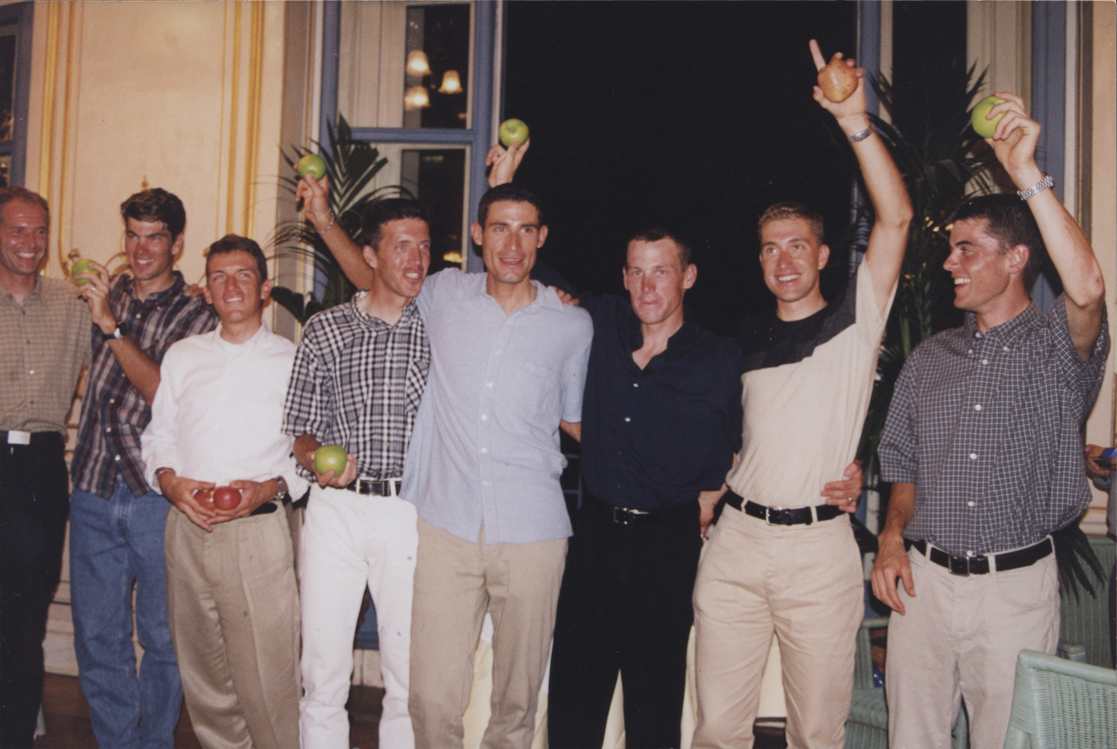 阿姆斯特朗谎言剧照的剧照