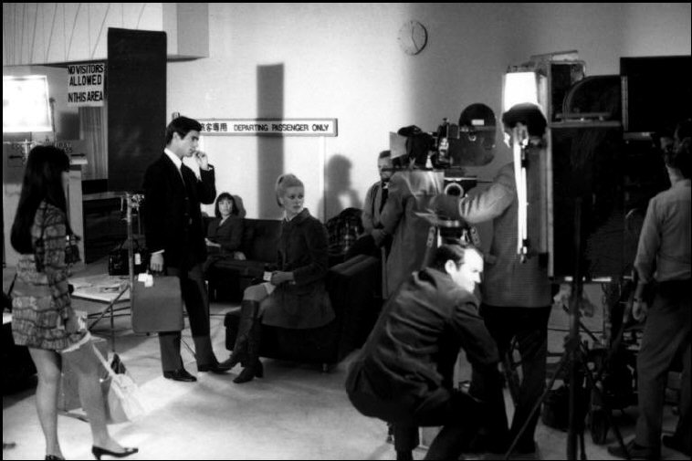 情妇玛侬剧照的剧照