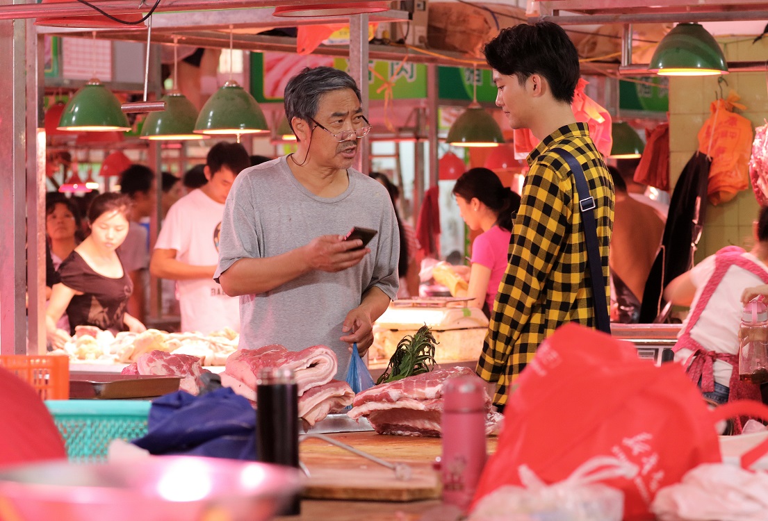 舌尖上的斗争剧照的剧照