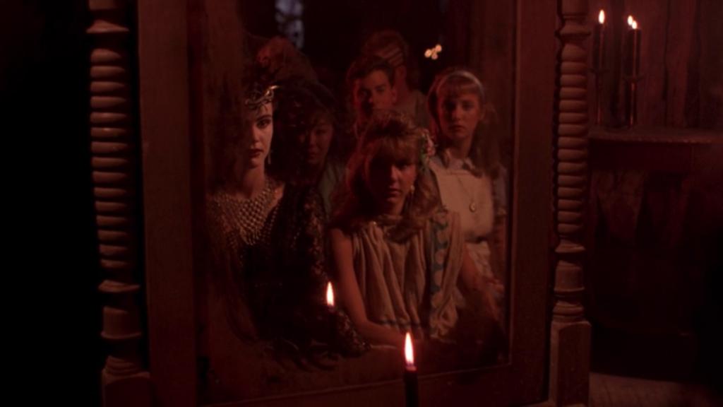 猛鬼舔人剧照的剧照