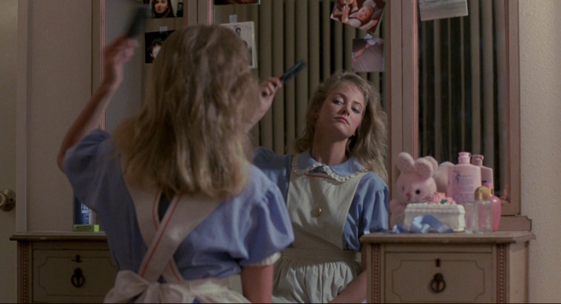 猛鬼舔人剧照的剧照