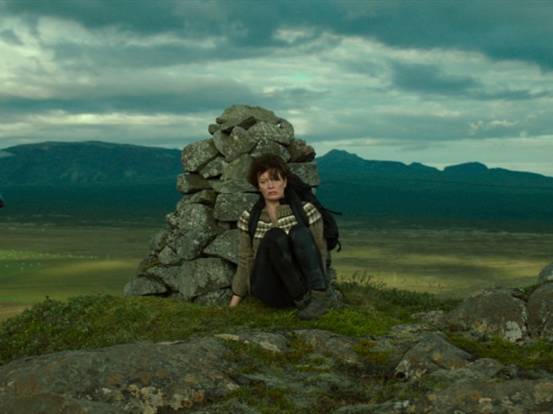 战中女人剧照的剧照