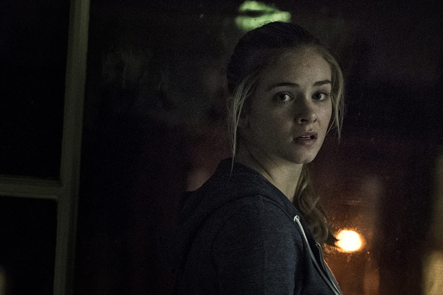 暗夜鬼抓床剧照的剧照