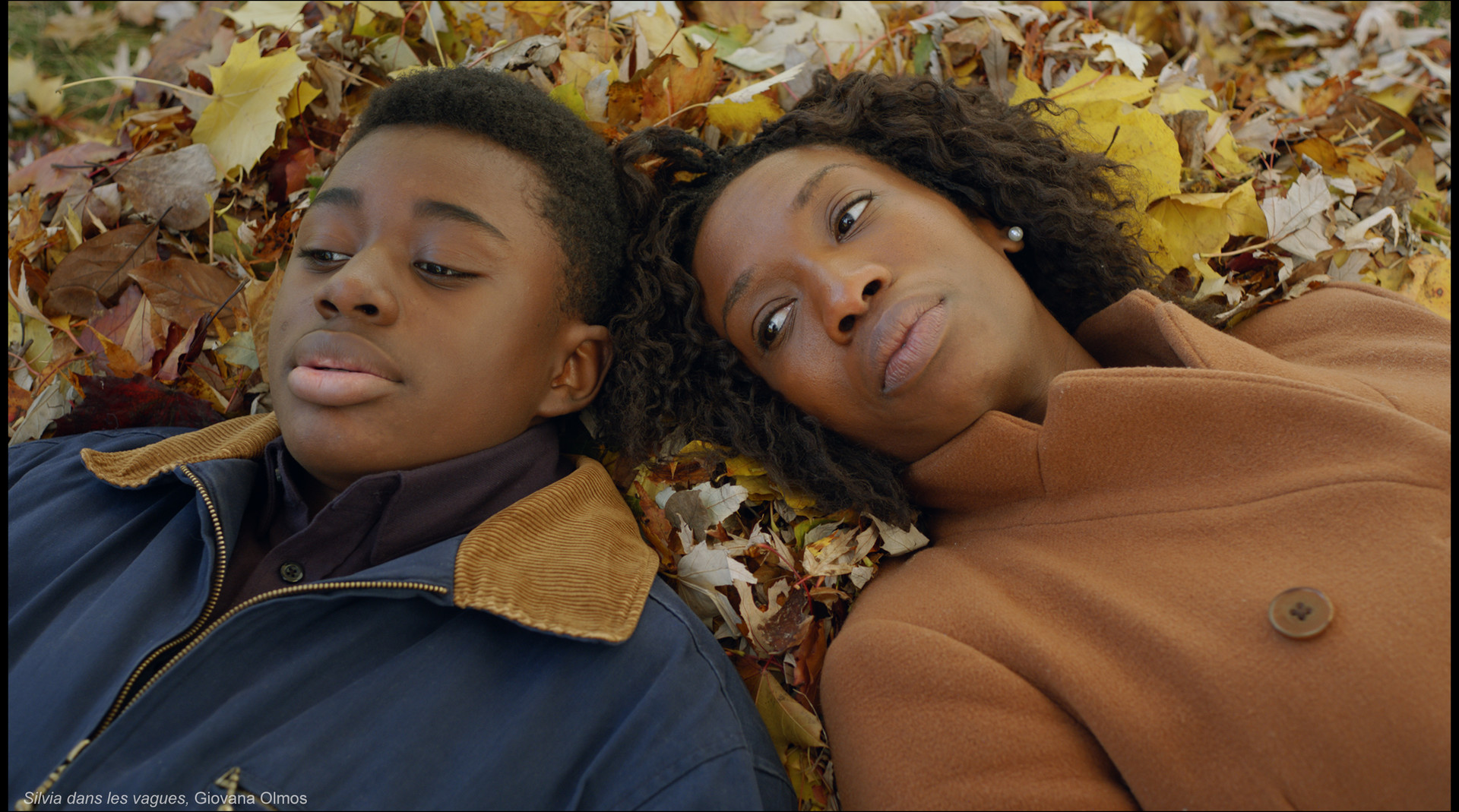 浪花中的西尔维娅剧照的剧照