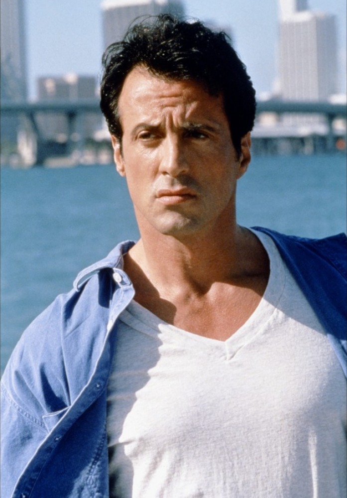 炮弹专家剧照的剧照