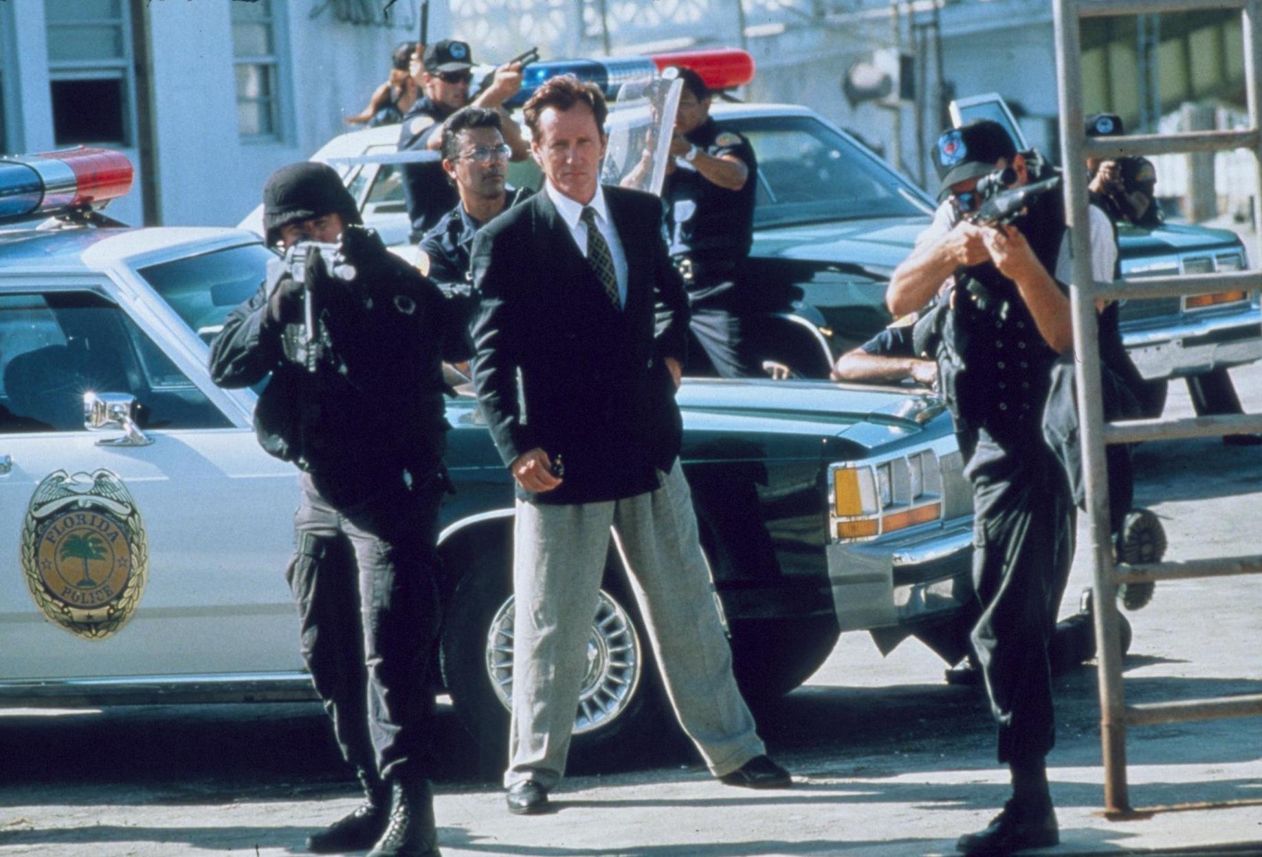 炮弹专家剧照的剧照