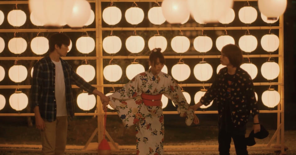 蜜桃女孩剧照的剧照