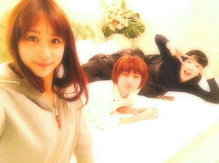 蜜桃女孩剧照的剧照