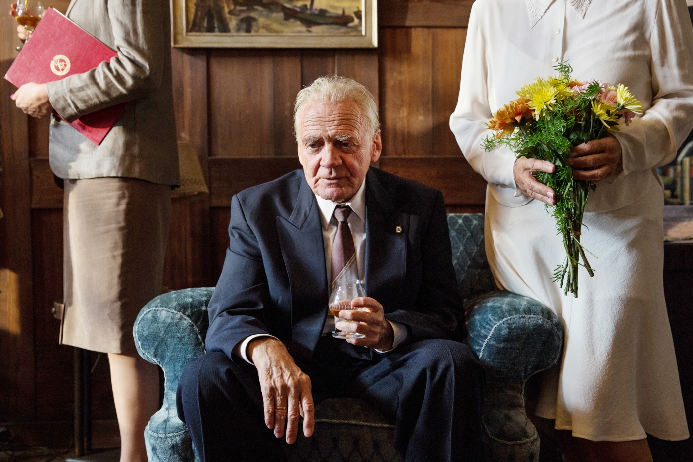 光芒渐逝的年代剧照的剧照