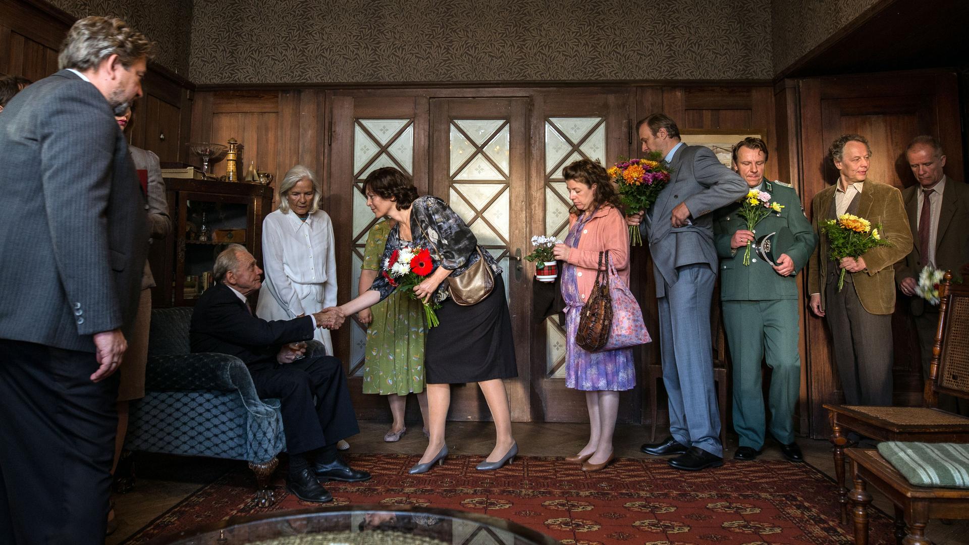 光芒渐逝的年代剧照的剧照