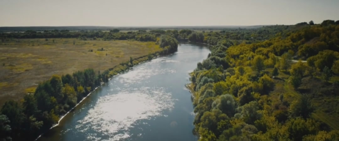 光芒渐逝的年代剧照的剧照