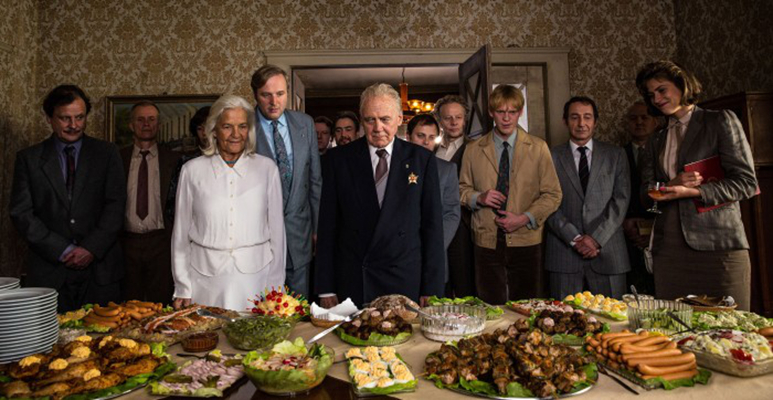 光芒渐逝的年代剧照的剧照