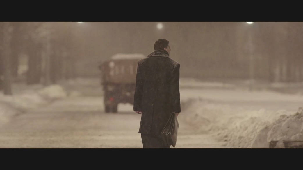 多甫拉托夫剧照的剧照