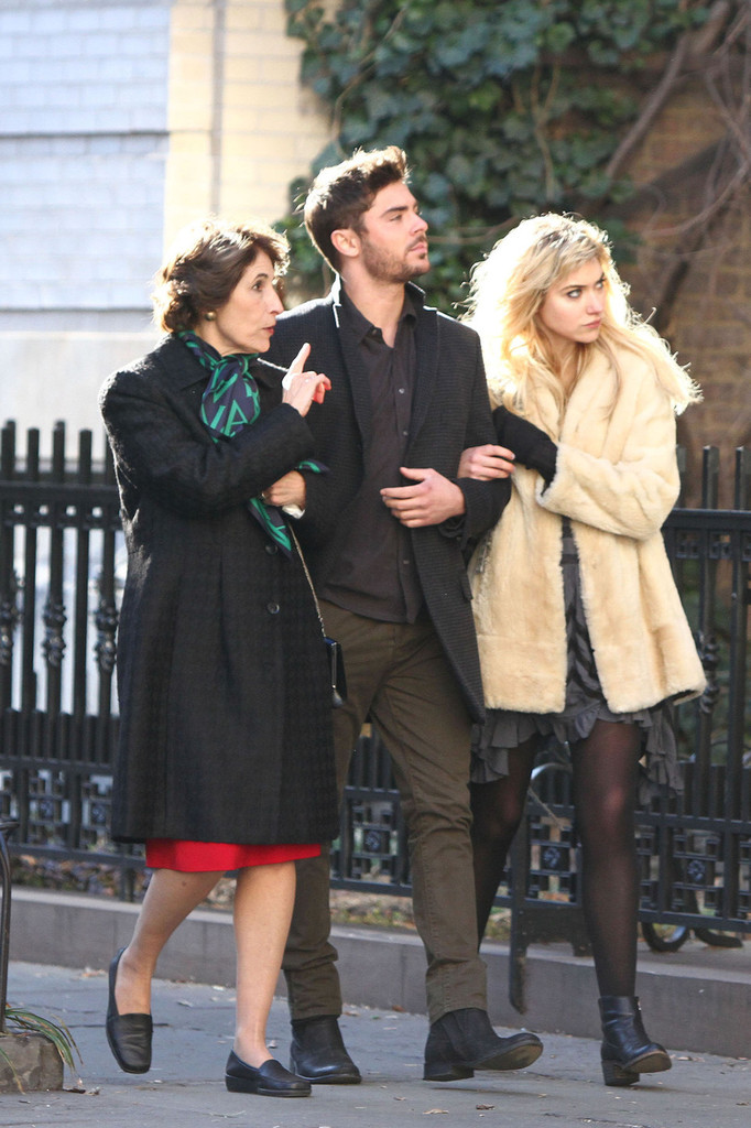 尴尬时刻剧照的剧照