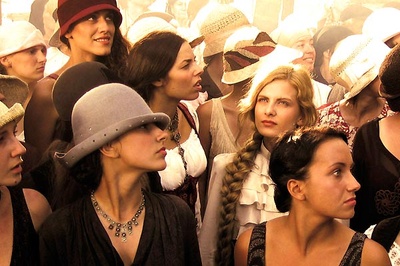 魔幻女儿国剧照的剧照