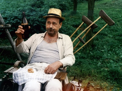 森林边缘的寂寞剧照的剧照