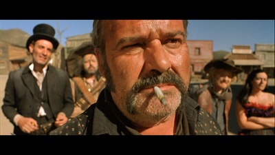 800颗子弹剧照的剧照