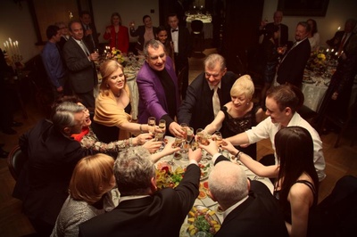 孩童姿势剧照的剧照