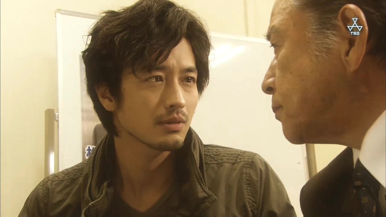 女流推理作家药师寺睿子剧照的剧照