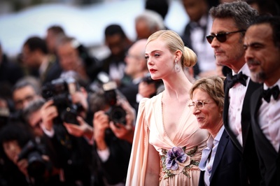 丧尸未逝剧照的剧照