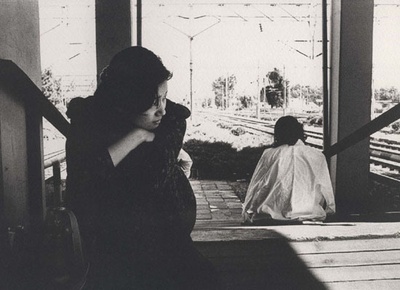 美丽青年全泰壹剧照的剧照