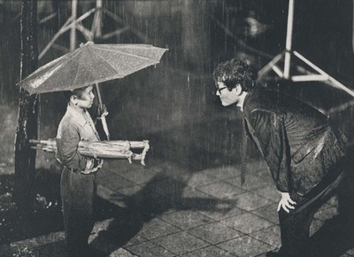 美丽青年全泰壹剧照的剧照