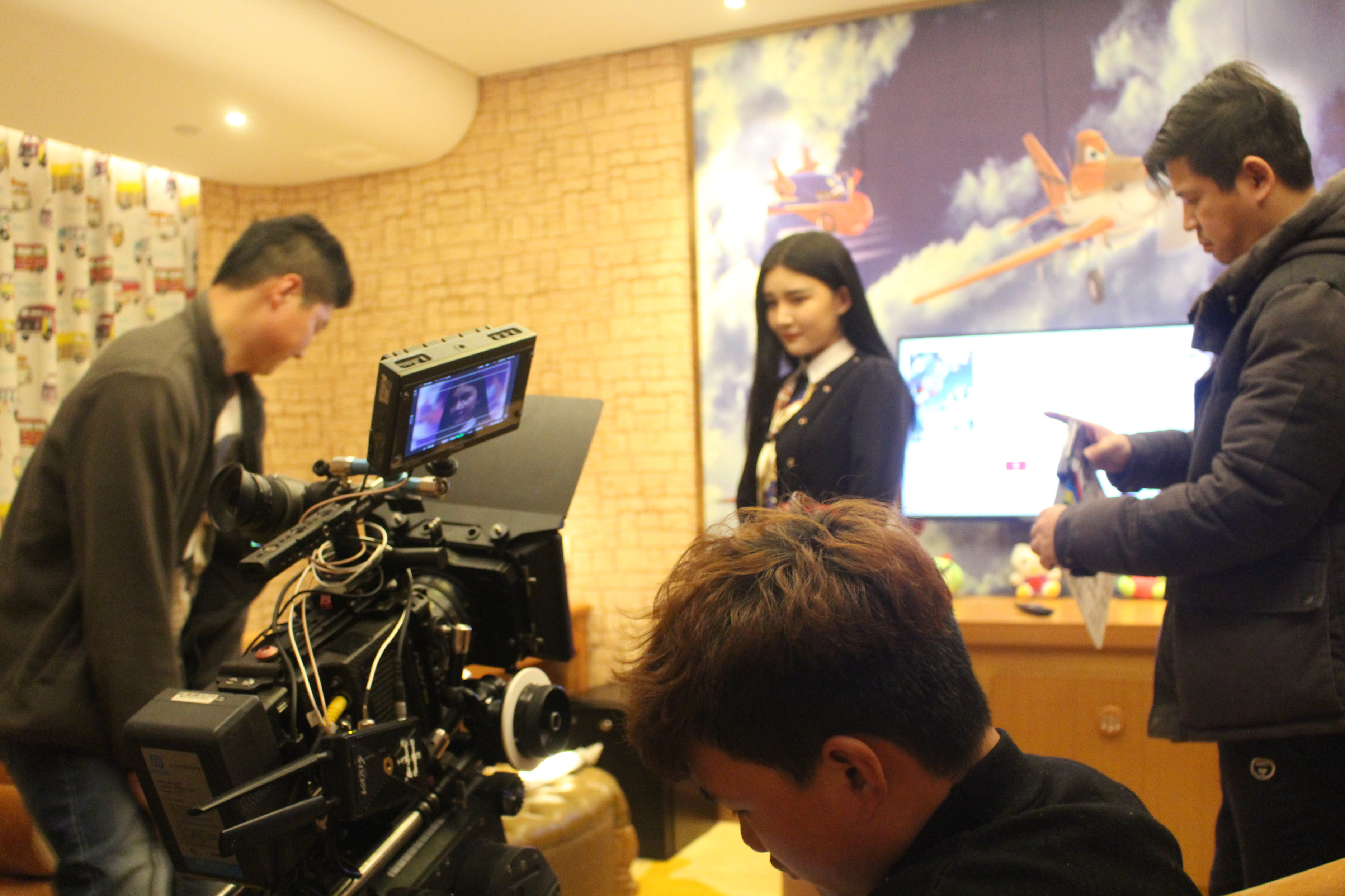 疯狂熊孩子剧照的剧照