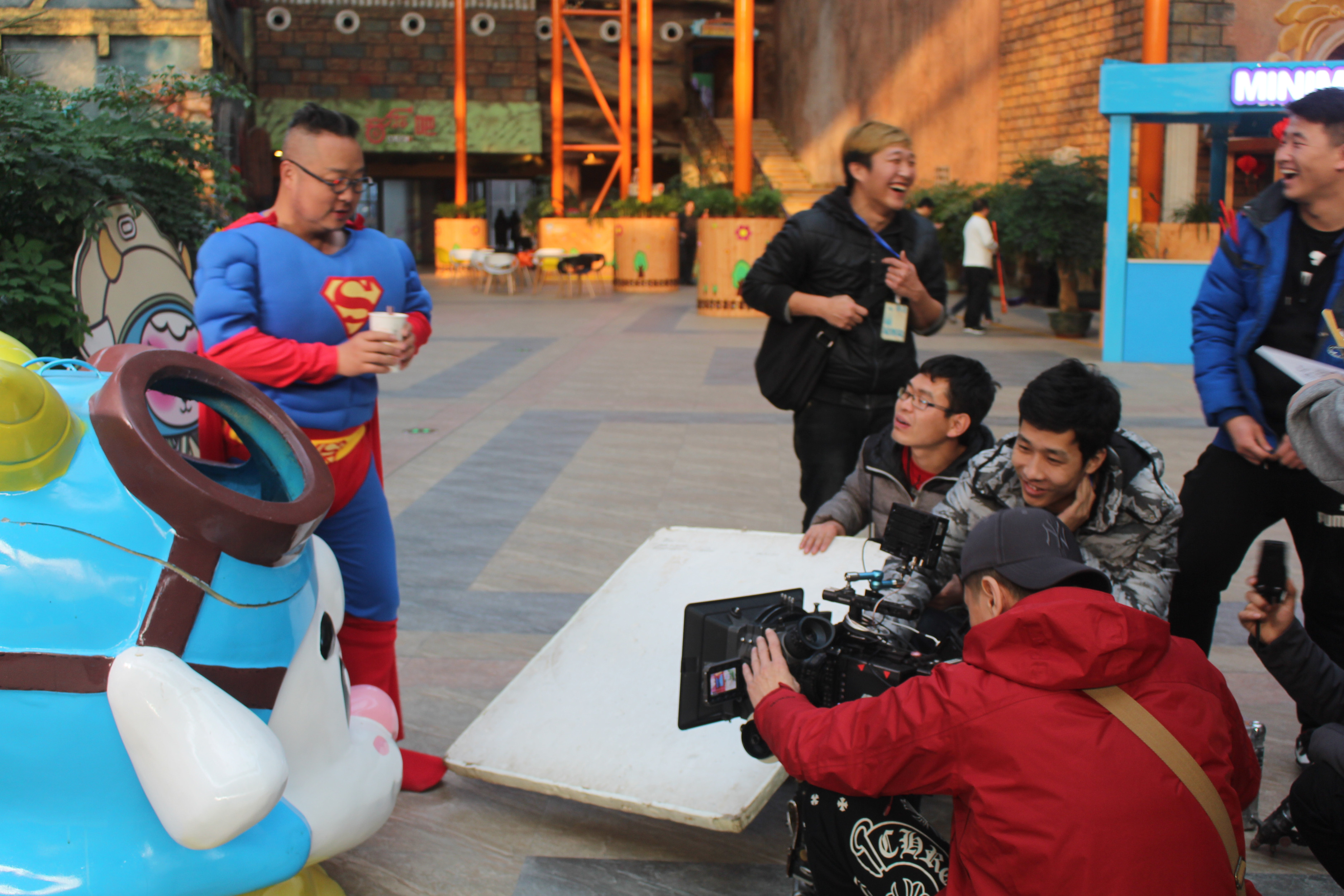 疯狂熊孩子剧照的剧照