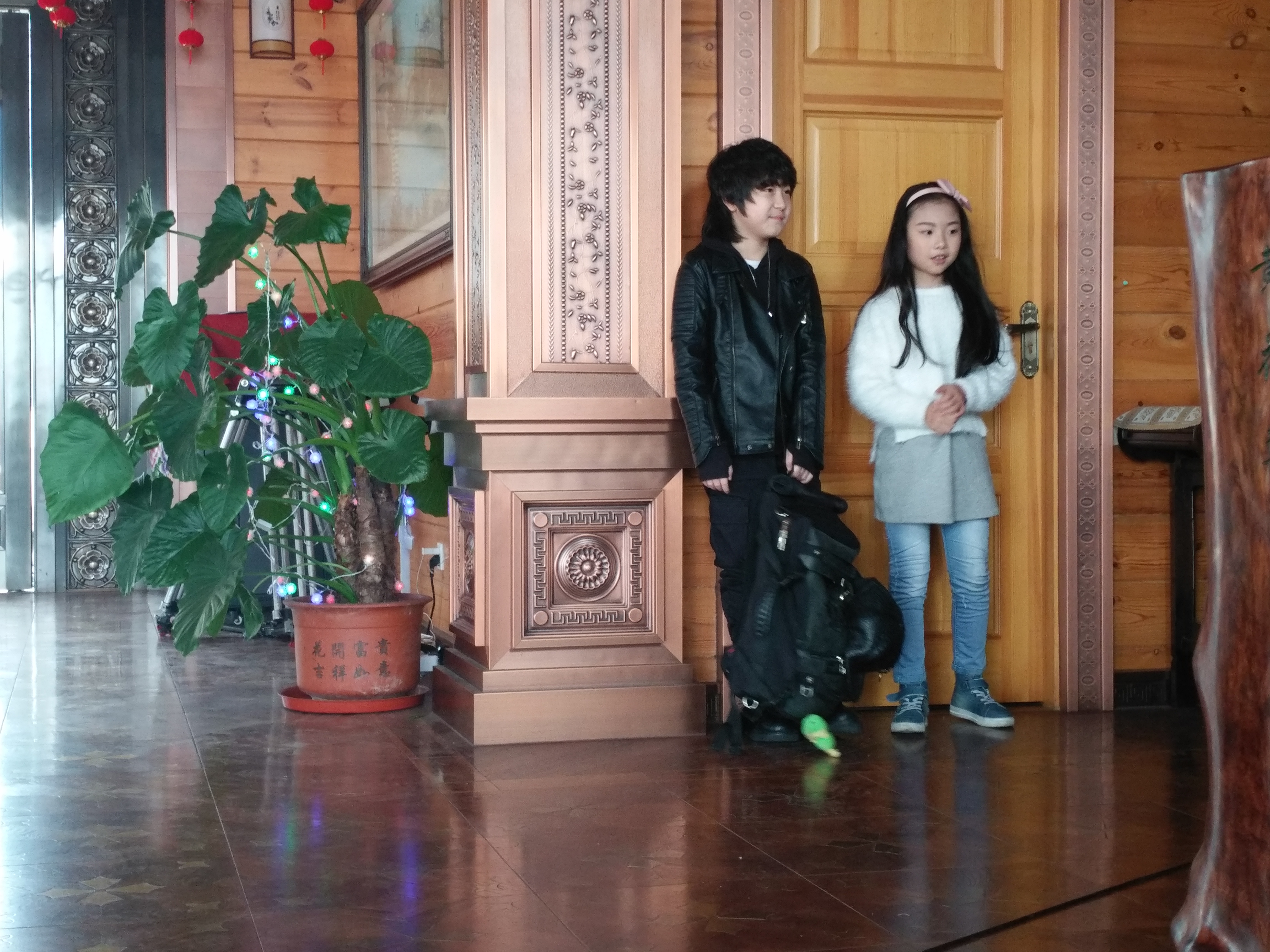 疯狂熊孩子剧照的剧照